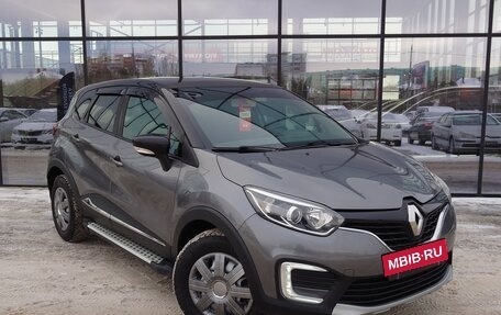 Renault Kaptur I рестайлинг, 2017 год, 1 120 000 рублей, 3 фотография