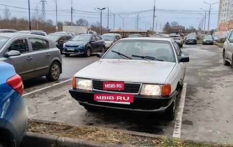 Audi 100, 1988 год, 270 000 рублей, 3 фотография