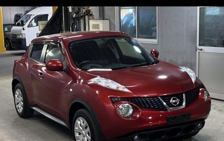 Nissan Juke II, 2012 год, 1 300 000 рублей, 32 фотография