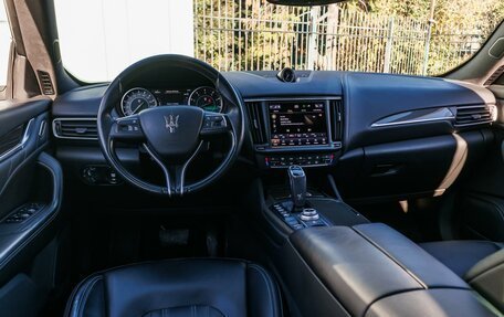 Maserati Levante I, 2021 год, 5 750 000 рублей, 11 фотография