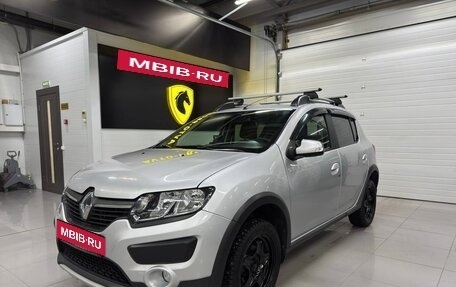 Renault Sandero II рестайлинг, 2016 год, 870 000 рублей, 1 фотография