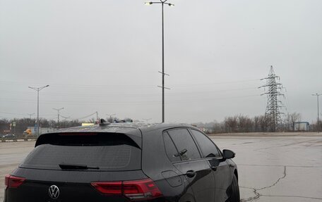 Volkswagen Golf VIII, 2020 год, 2 390 000 рублей, 2 фотография