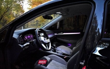 Volkswagen Golf VIII, 2020 год, 2 390 000 рублей, 5 фотография