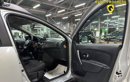 Renault Sandero II рестайлинг, 2016 год, 870 000 рублей, 10 фотография