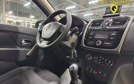 Renault Sandero II рестайлинг, 2016 год, 870 000 рублей, 11 фотография