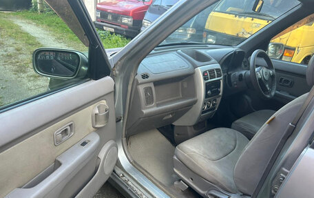 Nissan Cube II, 2001 год, 170 000 рублей, 4 фотография