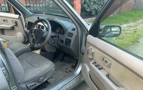 Nissan Cube II, 2001 год, 170 000 рублей, 3 фотография