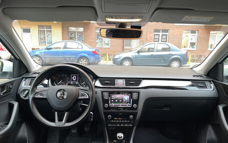 Skoda Rapid I, 2017 год, 1 350 000 рублей, 8 фотография