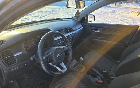 KIA Rio IV, 2020 год, 1 390 000 рублей, 15 фотография