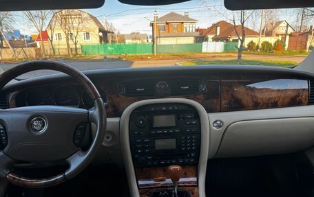 Jaguar XJ III (X350), 2005 год, 1 790 000 рублей, 10 фотография