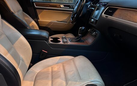 Volkswagen Touareg III, 2013 год, 2 500 000 рублей, 8 фотография