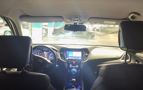 Hyundai Santa Fe III рестайлинг, 2017 год, 1 900 000 рублей, 9 фотография