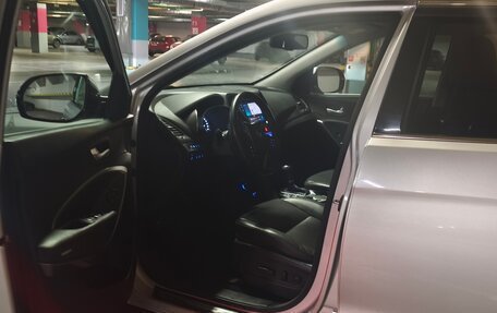 Hyundai Santa Fe III рестайлинг, 2017 год, 1 900 000 рублей, 10 фотография