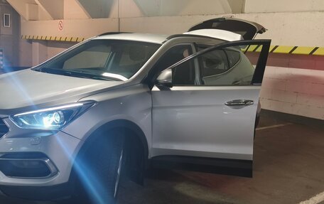 Hyundai Santa Fe III рестайлинг, 2017 год, 1 900 000 рублей, 14 фотография