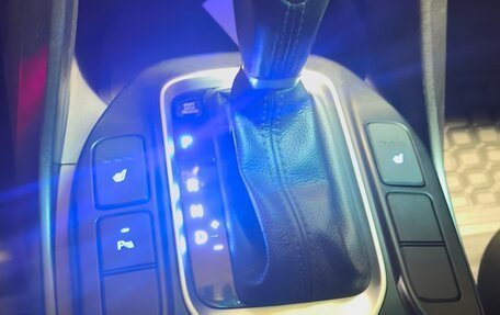 Hyundai Santa Fe III рестайлинг, 2017 год, 1 900 000 рублей, 20 фотография