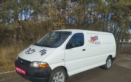 Toyota HiAce, 2002 год, 1 000 000 рублей, 8 фотография