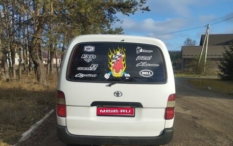 Toyota HiAce, 2002 год, 1 000 000 рублей, 7 фотография