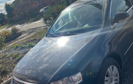 Volkswagen Passat B6, 2005 год, 550 000 рублей, 2 фотография