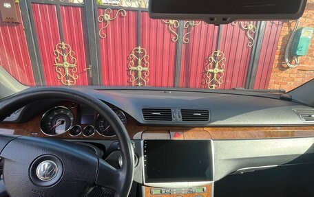 Volkswagen Passat B6, 2005 год, 550 000 рублей, 8 фотография