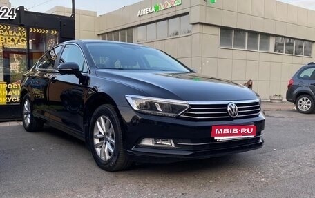 Volkswagen Passat B8 рестайлинг, 2017 год, 1 800 000 рублей, 1 фотография