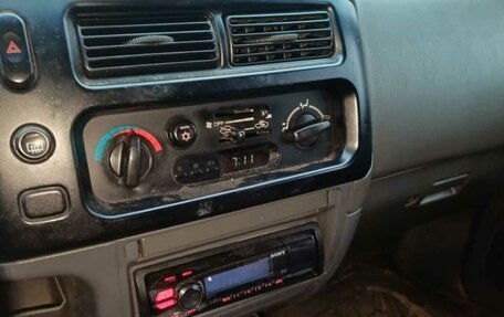 Mitsubishi L200 III рестайлинг, 2003 год, 1 350 000 рублей, 3 фотография