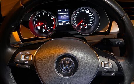 Volkswagen Passat B8 рестайлинг, 2017 год, 1 800 000 рублей, 4 фотография