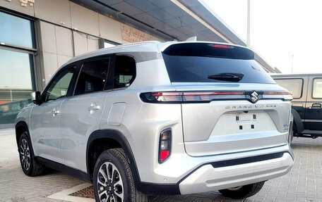 Suzuki Grand Vitara, 2024 год, 2 940 000 рублей, 3 фотография