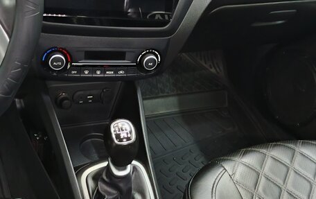 KIA Rio III рестайлинг, 2017 год, 1 220 000 рублей, 12 фотография