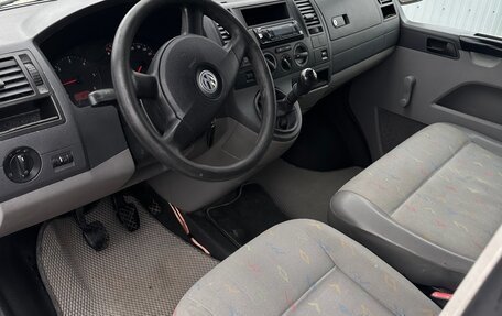 Volkswagen Transporter T5 рестайлинг, 2008 год, 1 100 000 рублей, 6 фотография