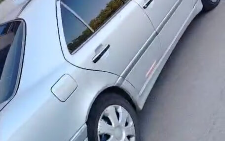 Mercedes-Benz C-Класс, 1994 год, 370 000 рублей, 2 фотография