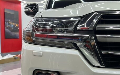 Toyota Land Cruiser 200, 2018 год, 7 500 000 рублей, 9 фотография