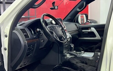 Toyota Land Cruiser 200, 2018 год, 7 500 000 рублей, 16 фотография