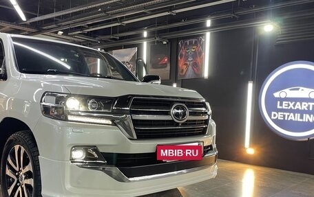 Toyota Land Cruiser 200, 2018 год, 7 500 000 рублей, 13 фотография