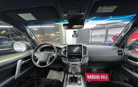 Toyota Land Cruiser 200, 2018 год, 7 500 000 рублей, 22 фотография