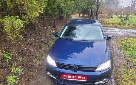 Volkswagen Jetta VI, 2011 год, 1 300 000 рублей, 7 фотография