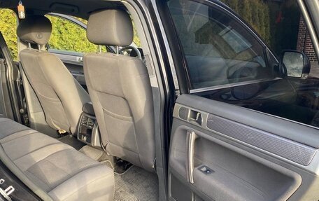 Volkswagen Touareg III, 2005 год, 665 000 рублей, 12 фотография