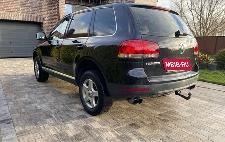 Volkswagen Touareg III, 2005 год, 665 000 рублей, 5 фотография