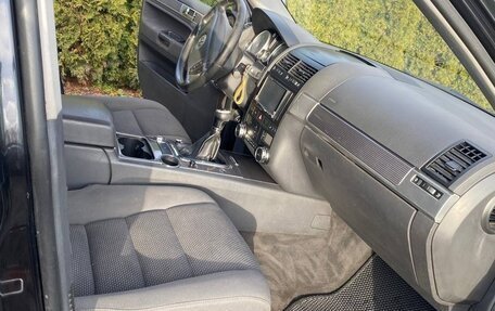 Volkswagen Touareg III, 2005 год, 665 000 рублей, 16 фотография