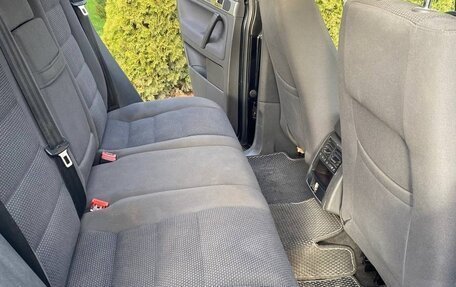 Volkswagen Touareg III, 2005 год, 665 000 рублей, 15 фотография