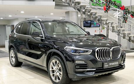 BMW X5, 2019 год, 5 500 000 рублей, 3 фотография