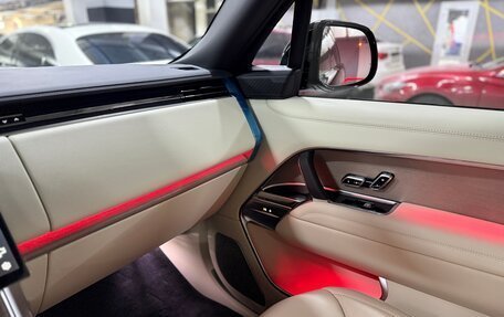 Land Rover Range Rover IV рестайлинг, 2025 год, 25 900 000 рублей, 16 фотография