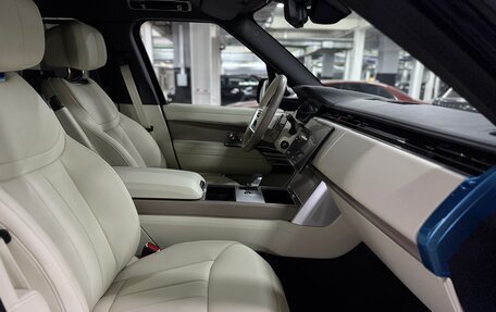 Land Rover Range Rover IV рестайлинг, 2025 год, 25 900 000 рублей, 15 фотография