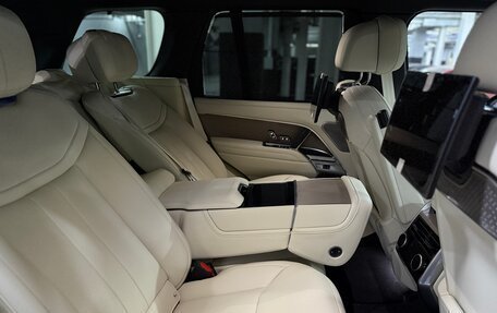 Land Rover Range Rover IV рестайлинг, 2025 год, 25 900 000 рублей, 24 фотография