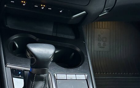 Lexus UX I, 2021 год, 3 700 000 рублей, 12 фотография