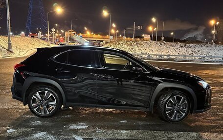 Lexus UX I, 2021 год, 3 700 000 рублей, 19 фотография