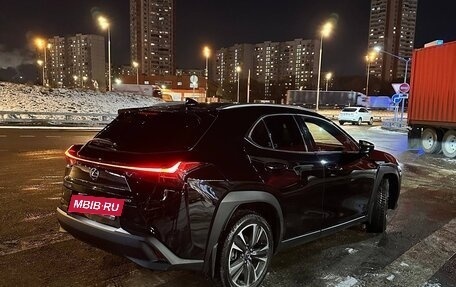 Lexus UX I, 2021 год, 3 700 000 рублей, 20 фотография