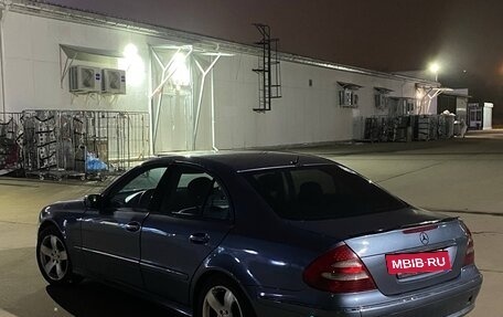 Mercedes-Benz E-Класс, 2003 год, 750 000 рублей, 4 фотография