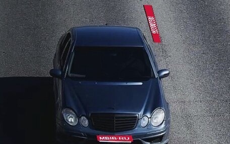 Mercedes-Benz E-Класс, 2003 год, 750 000 рублей, 1 фотография