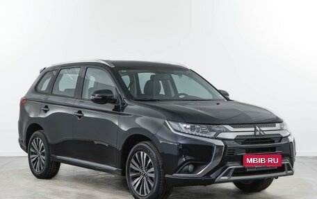 Mitsubishi Outlander III рестайлинг 3, 2022 год, 3 096 404 рублей, 1 фотография