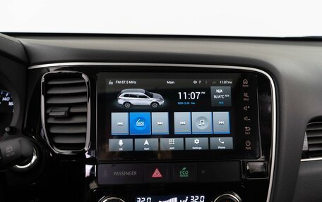 Mitsubishi Outlander III рестайлинг 3, 2022 год, 3 096 404 рублей, 18 фотография